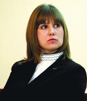 Reka Boer, director general al companiei "Fornetti" din Timişoara, s-a născut în oraşul Sfântu Gheorghe-Covasna. A absolvit Facultatea de Ştiinţe Economice din Timişoara, la Universitatea de Vest şi un masterat în analiză, diagnostic şi evaluarea afacerilor la Timişoara şi Budapesta. Este căsătorită şi are două pasiuni: călătoriile şi muzica. Reka Boer, director general al companiei "Fornetti" din Timişoara, s-a născut în oraşul Sfântu Gheorghe-Covasna. A absolvit Facultatea de Ştiinţe Economice din Timişoara, la Universitatea de Vest şi un masterat în analiză, diagnostic şi evaluarea afacerilor la Timişoara şi Budapesta. Este căsătorită şi are două pasiuni: călătoriile şi muzica.
