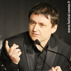 Cristian Mungiu: "E vorba doar de folosirea într-o emisiune de umor a unui stereotip despre români - stereotip care nu ne face plăcere". Cristian Mungiu: "E vorba doar de folosirea într-o emisiune de umor a unui stereotip despre români - stereotip care nu ne face plăcere".