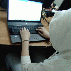 "În atacul cibernetic recent a fost utilizată o aplicaţie maliţioasă de înalt nivel tehnologic" "În atacul cibernetic recent a fost utilizată o aplicaţie maliţioasă de înalt nivel tehnologic"