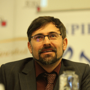 "Lipsa finanţării - cauza majoră a numărului mic de reorganizări" "Lipsa finanţării - cauza majoră a numărului mic de reorganizări"