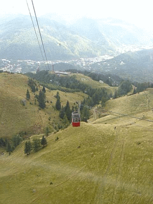 Şi cea de-a doua telecabină care ajunge la Bâlea Lac s-a izbit de zid, trei persoane fiind rănite Şi cea de-a doua telecabină care ajunge la Bâlea Lac s-a izbit de zid, trei persoane fiind rănite