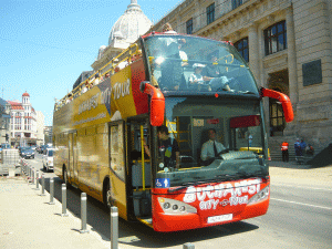 Autobuzele liniei turistice vor circula pe un traseu modificat, sâmbătă şi duminică Autobuzele liniei turistice vor circula pe un traseu modificat, sâmbătă şi duminică