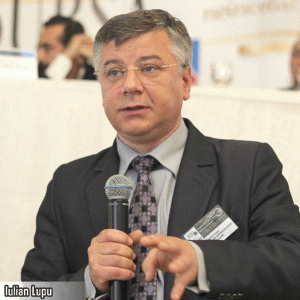 "Furtul datelor, dezinformarea şi produsele software dăunătoare - printre riscurile cibernetice" "Furtul datelor, dezinformarea şi produsele software dăunătoare - printre riscurile cibernetice"