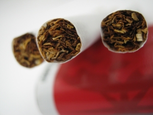 Peste 10% dintre adolescenţii din lume sunt fumători Peste 10% dintre adolescenţii din lume sunt fumători