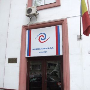 Fondul Proprietatea: "Risc crescut de corupþie în Consiliul de Supraveghere Hidroelectrica" Fondul Proprietatea: "Risc crescut de corupþie în Consiliul de Supraveghere Hidroelectrica"