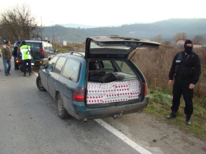ANAF: Peste 220.000 de bucăţi de ţigarete, confiscate de inspectorii vamali ANAF: Peste 220.000 de bucăţi de ţigarete, confiscate de inspectorii vamali