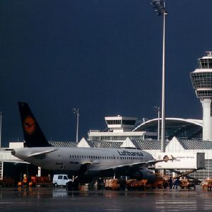 Lufthansa a transportat un milion de pasageri spre şi din ţara noastră Lufthansa a transportat un milion de pasageri spre şi din ţara noastră