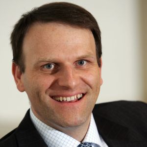 "Numai 10% din clienţii noştri corporate din România au adoptat tehnologia cloud" "Numai 10% din clienţii noştri corporate din România au adoptat tehnologia cloud"