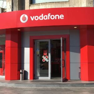 Veniturile Vodafone România din servicii au crescut cu peste 4% în trimestrul al treilea Veniturile Vodafone România din servicii au crescut cu peste 4% în trimestrul al treilea