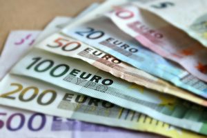 Comisia Europeană a rambursat ţării noastre 80 milioane de euro Comisia Europeană a rambursat ţării noastre 80 milioane de euro