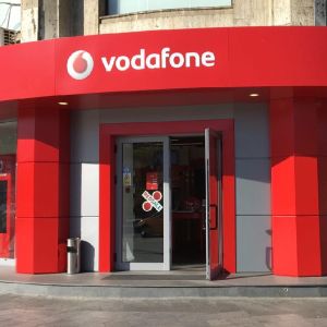 Vodafone oferă bonusuri tuturor utilizatorilor serviciilor de date mobile, indiferent de reţea Vodafone oferă bonusuri tuturor utilizatorilor serviciilor de date mobile, indiferent de reţea