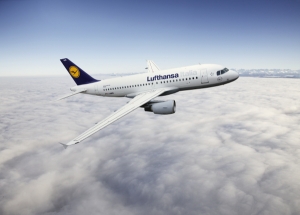 Comisia Europeană, îngrijorată de efectele asupra concurenţei în urma tranzacţiei dintre "Lufthansa" şi "Air Berlin" Comisia Europeană, îngrijorată de efectele asupra concurenţei în urma tranzacţiei dintre "Lufthansa" şi "Air Berlin"