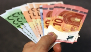 Ţara noastră a cheltuit doar 1,1% din banii europeni alocaţi programării 2014-2020 Ţara noastră a cheltuit doar 1,1% din banii europeni alocaţi programării 2014-2020