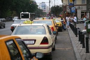 ADTI şi APTTI vor protesta pentru stoparea activităţilor ilegale de transport de pasageri neautorizat ADTI şi APTTI vor protesta pentru stoparea activităţilor ilegale de transport de pasageri neautorizat