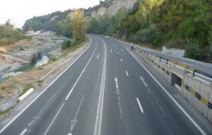 Din 2018 încep licitaţiile pentru construcţia autostrăzilor spre Moldova Din 2018 încep licitaţiile pentru construcţia autostrăzilor spre Moldova