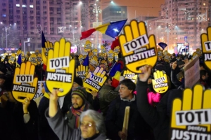 Protest împotriva modificării Legilor Justiţiei (Sursa foto: "Corupţia Ucide"/ Facebook) Protest împotriva modificării Legilor Justiţiei (Sursa foto: "Corupţia Ucide"/ Facebook)