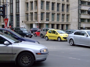 Piaţa auto din ţara noastră a depăşit 156.000 de vehicule noi, în 2017 Piaţa auto din ţara noastră a depăşit 156.000 de vehicule noi, în 2017