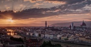 Tot mai mulţi români singuri îşi fac cadou o vacanţă de Ziua Îndrăgostiţilor Tot mai mulţi români singuri îşi fac cadou o vacanţă de Ziua Îndrăgostiţilor