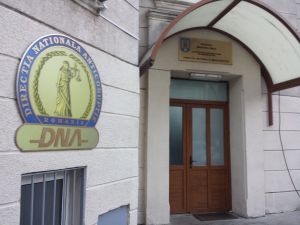 "Nu m-am prezentat la DNA pentru că sunt plecat în vacanţă, o să merg săptămâna viitoare" "Nu m-am prezentat la DNA pentru că sunt plecat în vacanţă, o să merg săptămâna viitoare"