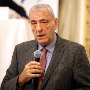 Cristian Pârvan: "Avem insolvenţe în care acţionarul a finanţat foarte bine firma. Propunerea noastră este ca, înaintea deschiderii procedurii de insolvenţă, acţionarilor să li se convertească aceste creanţe în acţiuni". Cristian Pârvan: "Avem insolvenţe în care acţionarul a finanţat foarte bine firma. Propunerea noastră este ca, înaintea deschiderii procedurii de insolvenţă, acţionarilor să li se convertească aceste creanţe în acţiuni".