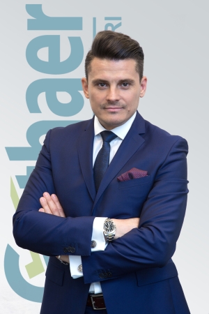 Cosmin Angheluţă Cosmin Angheluţă