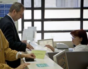 Bancherii comandă studii despre efectele legilor lui Zamfir Bancherii comandă studii despre efectele legilor lui Zamfir