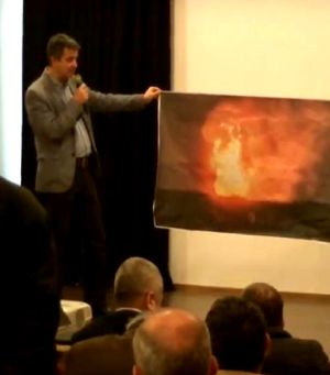 Locuitorii din zona Tuzla se tem de pericolul unei explozii Locuitorii din zona Tuzla se tem de pericolul unei explozii