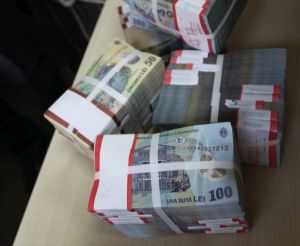 Finanţele au atras vineri 20 de milioane de lei de la bănci Finanţele au atras vineri 20 de milioane de lei de la bănci