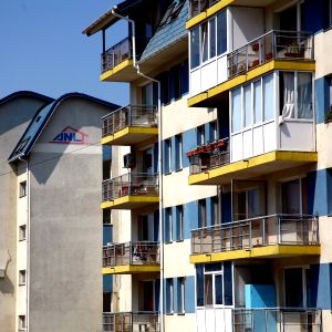 Peste 12.000 de locuinţe ANL aşteaptă să fie vândute tinerilor Peste 12.000 de locuinţe ANL aşteaptă să fie vândute tinerilor