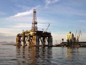 Preþul petrolului, în declin puternic Preþul petrolului, în declin puternic