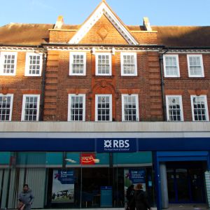 Bãncile britanice au închis 2.900 de sucursale în trei ani Bãncile britanice au închis 2.900 de sucursale în trei ani
