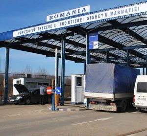 "Toate produsele care intră în ţară vor fi scanate la vamă" "Toate produsele care intră în ţară vor fi scanate la vamă"