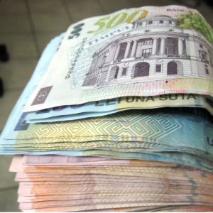 "Managerii estimează creşterea activităţii în unele sectoare economice" "Managerii estimează creşterea activităţii în unele sectoare economice"