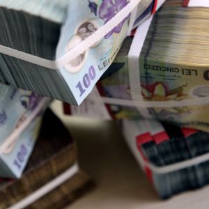Ministerul Finanţelor a atras 176 milioane lei de la bănci, la un randament de 3,51% pe an Ministerul Finanţelor a atras 176 milioane lei de la bănci, la un randament de 3,51% pe an