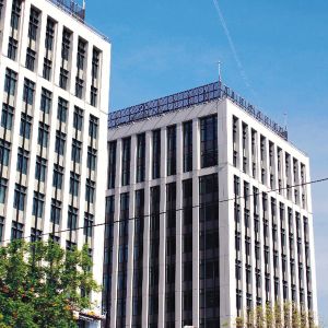 "Volumul investiţiilor pe piaţa imobiliară din România, în scădere" "Volumul investiţiilor pe piaţa imobiliară din România, în scădere"