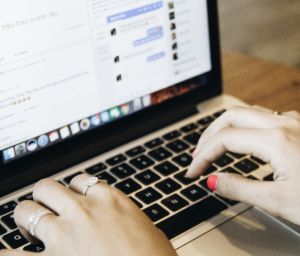 Piaţa de software şi IT a ajuns la 975 milioane euro Piaţa de software şi IT a ajuns la 975 milioane euro