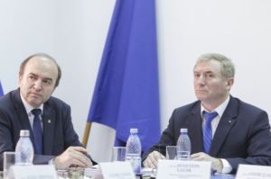 Tudorel Toader ºi Augustin Lazãr Tudorel Toader ºi Augustin Lazãr