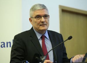 Liviu Dragnea ºi Cãlin Popescu-Tãriceanu, liderii coaliþiei de guvernare PSD-ALDE, susþin cã postul de ministru al Justiþiei se aflã, conform protocolului încheiat în 2016, în portofoliul PSD. Liviu Dragnea ºi Cãlin Popescu-Tãriceanu, liderii coaliþiei de guvernare PSD-ALDE, susþin cã postul de ministru al Justiþiei se aflã, conform protocolului încheiat în 2016, în portofoliul PSD.