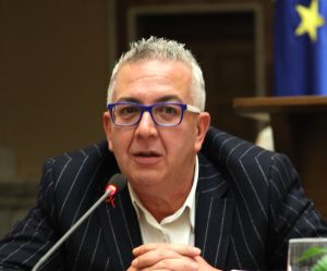 Adrian Volintiru Adrian Volintiru