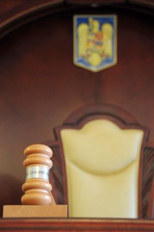O sintagmă din Legea privind securitatea naţională, neconstituţională O sintagmă din Legea privind securitatea naţională, neconstituţională