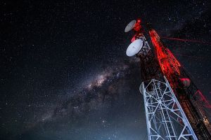 Sindicaliºtii din telecomunicaþii au protestat pentru majorarea salariilor Sindicaliºtii din telecomunicaþii au protestat pentru majorarea salariilor