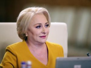 Virgil Popescu: "Liviu Drag-nea vrea sã arate în continuare cã este stãpânul absolut al Guvernului ºi aratã tuturor pãrþilor cã el va decide ce companii vor intra în acest fond ". Virgil Popescu: "Liviu Drag-nea vrea sã arate în continuare cã este stãpânul absolut al Guvernului ºi aratã tuturor pãrþilor cã el va decide ce companii vor intra în acest fond ".