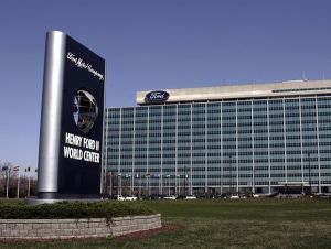 Ford va concedia 10% din forţa sa de muncă Ford va concedia 10% din forţa sa de muncă