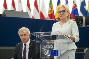 Viorica Dãncilã Viorica Dãncilã