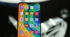 Huawei a prezentat noile smartphone-uri Mate 30 cu aplicaţii proprii Huawei a prezentat noile smartphone-uri Mate 30 cu aplicaţii proprii