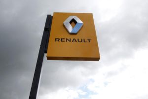 Reuniune de urgenţă a boardului Renault pentru înlocuirea directorului general Reuniune de urgenţă a boardului Renault pentru înlocuirea directorului general