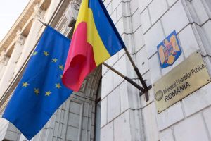 Finanţele au atras 75 milioane de lei de la bănci suplimentar la licitaţia de luni Finanţele au atras 75 milioane de lei de la bănci suplimentar la licitaţia de luni