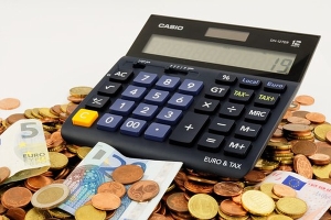 Negocierile dintre bănci şi consumatori aduc beneficii de peste 2 milioane de euro Negocierile dintre bănci şi consumatori aduc beneficii de peste 2 milioane de euro