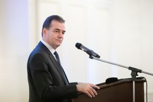 Trei SIF-uri, ASF ºi un ping-pong scurt între cititorii Ziarului BURSA Trei SIF-uri, ASF ºi un ping-pong scurt între cititorii Ziarului BURSA