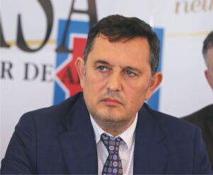 "Debitorii supra-îndatoraþi de azi vor fi multiplicaþi de 3-4 ori în urmãtoarele nouã luni" "Debitorii supra-îndatoraþi de azi vor fi multiplicaþi de 3-4 ori în urmãtoarele nouã luni"